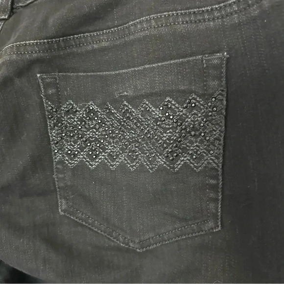 Style & Co Denim Curvy Modern Boot Black Denim with Bedazzled Pockets Size 12 - Picture 5 of 11